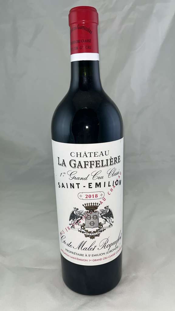 爱士图尔城堡 (Château Cos d'Estournel)，法国波尔多圣爱斯泰夫，1982 年